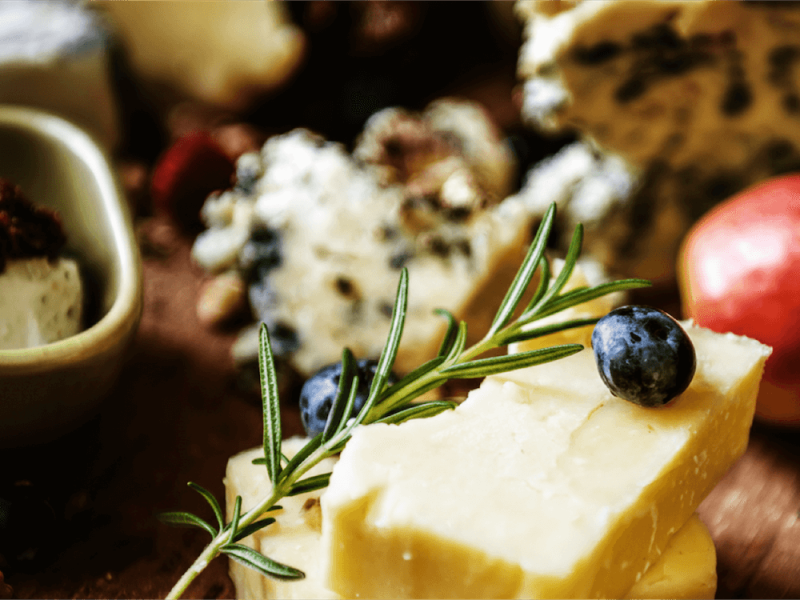 lipari-news-amish-wedding-troyer-a-natural-pairing